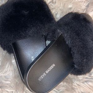 Steve Madden Slides